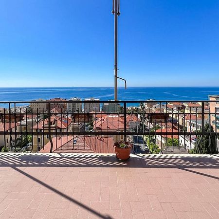 Grande Appartamento Vista Mare Varazze Exterior photo
