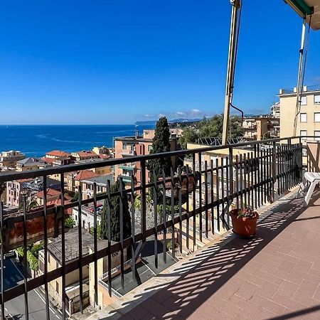 Grande Appartamento Vista Mare Varazze Exterior photo