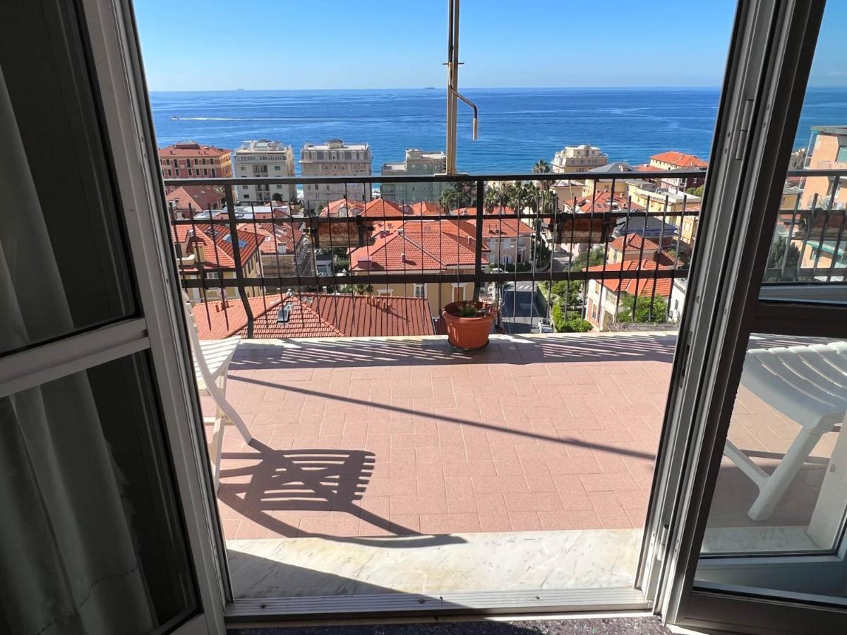Grande Appartamento Vista Mare Varazze Exterior photo