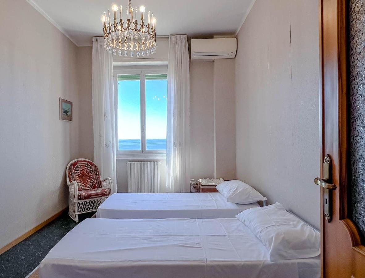Grande Appartamento Vista Mare Varazze Exterior photo